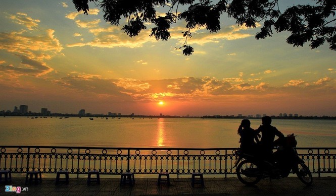 Những địa điểm chụp ảnh 'hút hồn' giới trẻ ở Hà Nội - ảnh 3