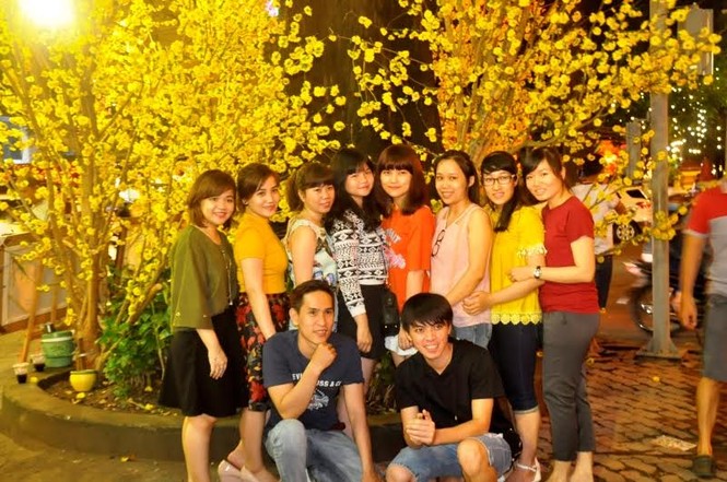 Lung linh phố ông đồ giữa lòng Sài Gòn - ảnh 10