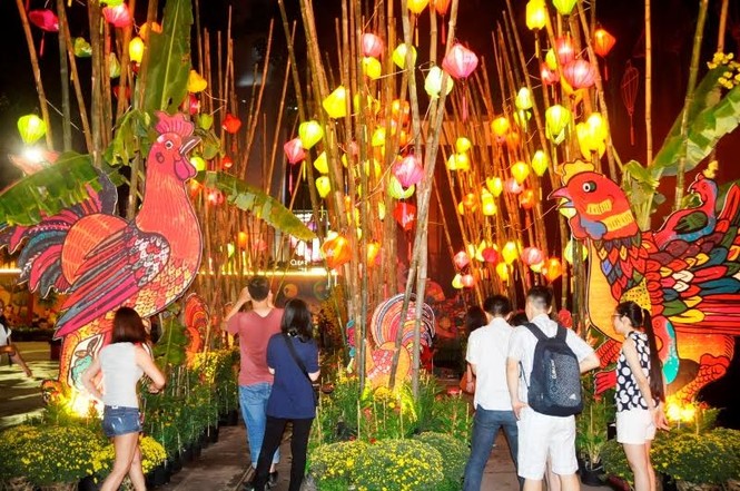 Lung linh phố ông đồ giữa lòng Sài Gòn - ảnh 5