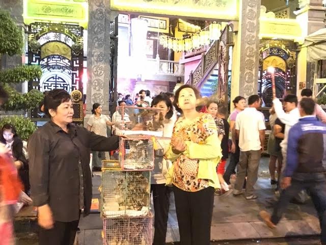 Người Sài Gòn đi chùa cầu phúc lộc - ảnh 12