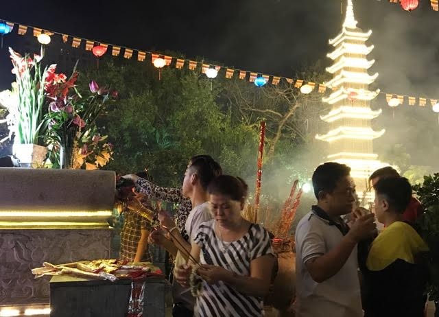 Người Sài Gòn đi chùa cầu phúc lộc - ảnh 5