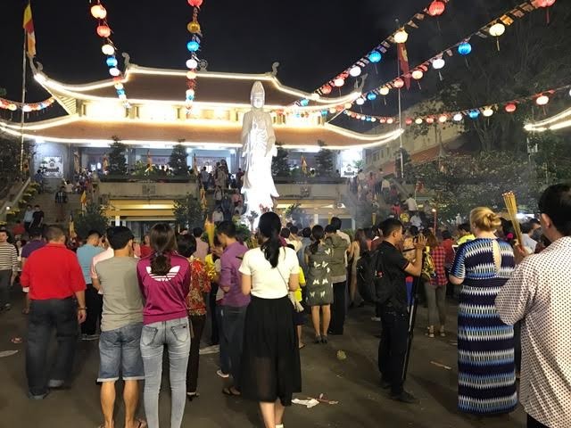 Người Sài Gòn đi chùa cầu phúc lộc - ảnh 6