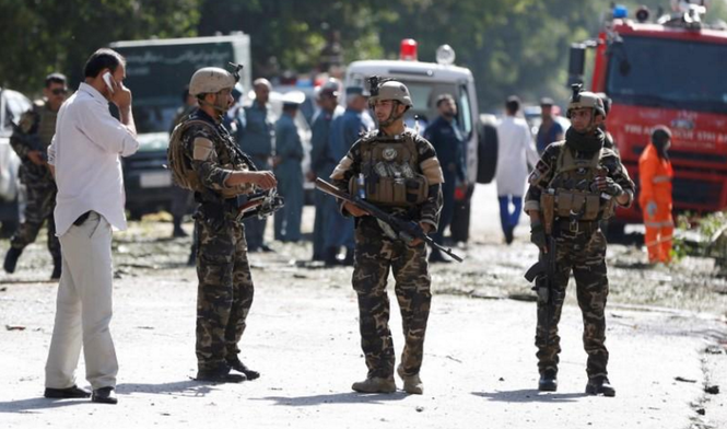 Taliban đánh bom xe tại thủ đô Afghanistan, hơn 75 người thương vong - ảnh 2
