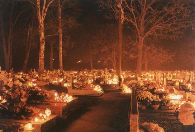 Độc đáo những lễ hội Halloween truyền thống trên khắp thế giới - ảnh 8