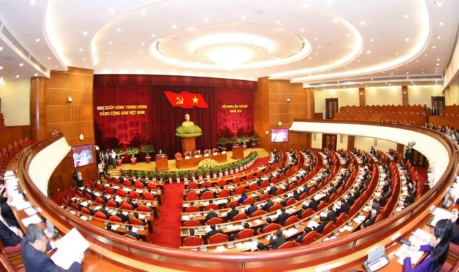 Hình ảnh lãnh đạo Đảng với các đại biểu dự Hội nghị Trung ương 7 - ảnh 4