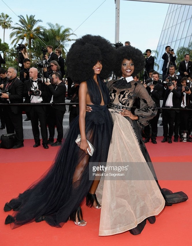 Ngày thứ 11, thảm đỏ Cannes vẫn sốc với các màn ‘thảm họa’, chiêu trò - ảnh 5
