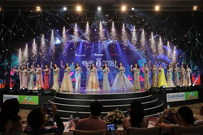 Toàn cảnh đêm Chung khảo phía Nam Hoa hậu Việt Nam 2018 - ảnh 9