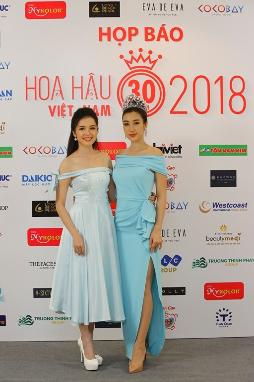 Dàn hoa hậu, á hậu rạng rỡ tại họp báo Chung khảo phía Bắc HHVN - ảnh 9