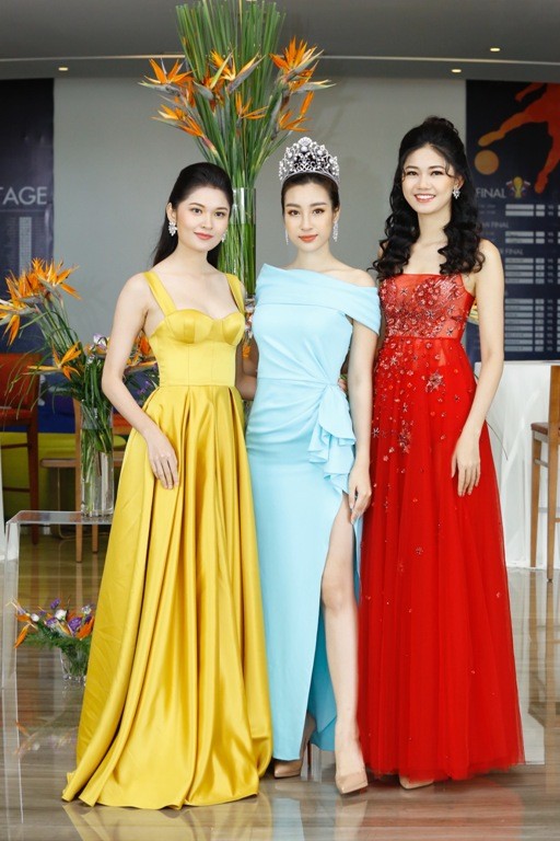 Dàn hoa hậu, á hậu rạng rỡ tại họp báo Chung khảo phía Bắc HHVN - ảnh 2