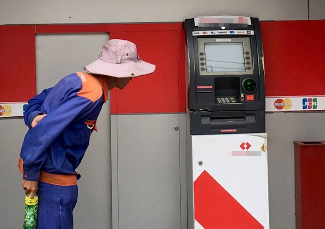 Bản tin 14H: Bình gas mini nổ, thanh niên bị mất bàn tay, vỡ lồng ngực - ảnh 1
