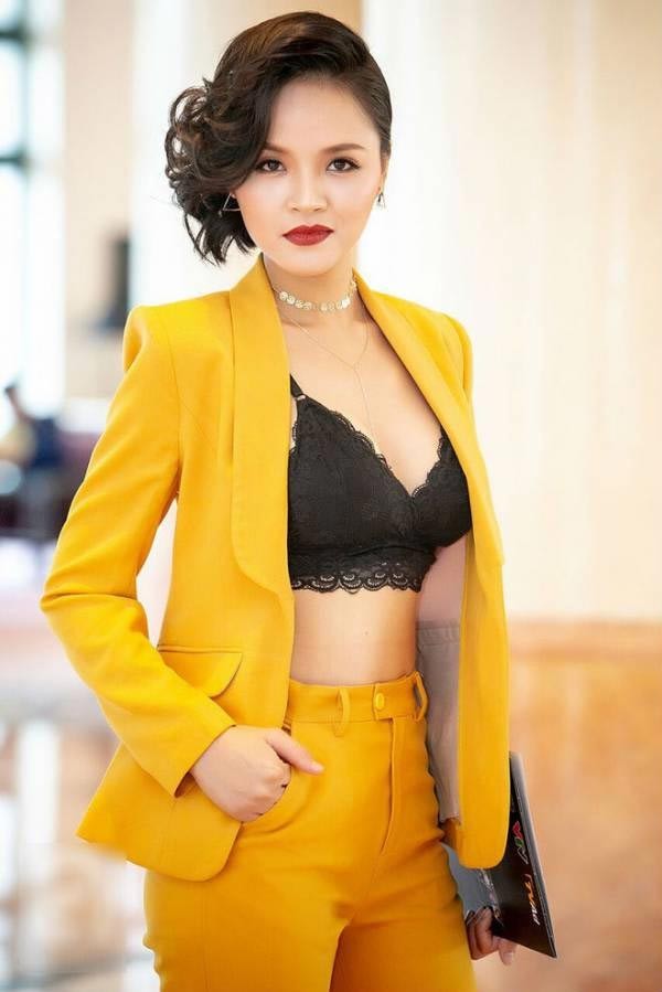 Bất ngờ với ảnh 'khi xưa ta bé' của 'Quỳnh búp bê’ - ảnh 6