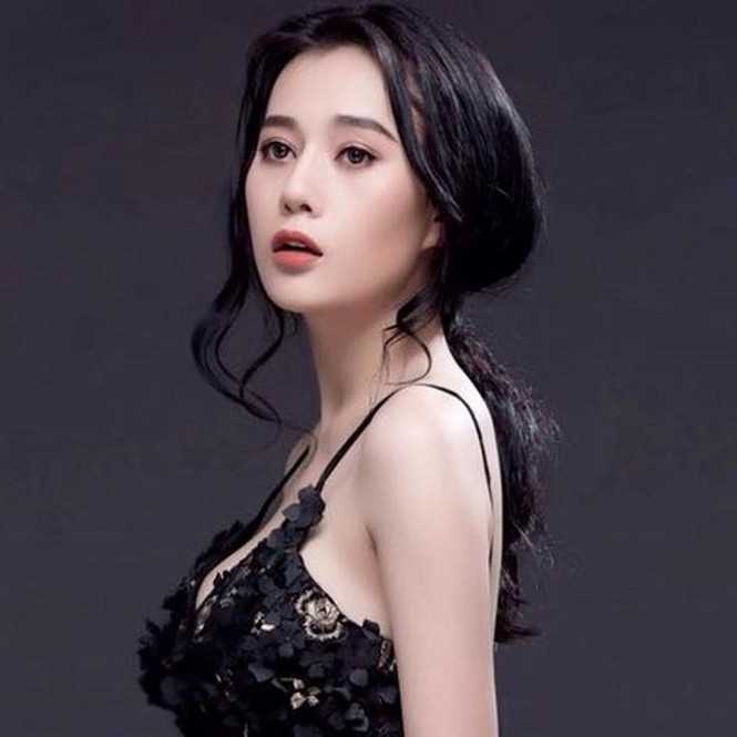Bất ngờ với ảnh 'khi xưa ta bé' của 'Quỳnh búp bê’ - ảnh 3
