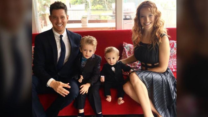 Michael Buble kể con trai 3 tuổi chiến đấu với ung thư rơi nước mắt - ảnh 1
