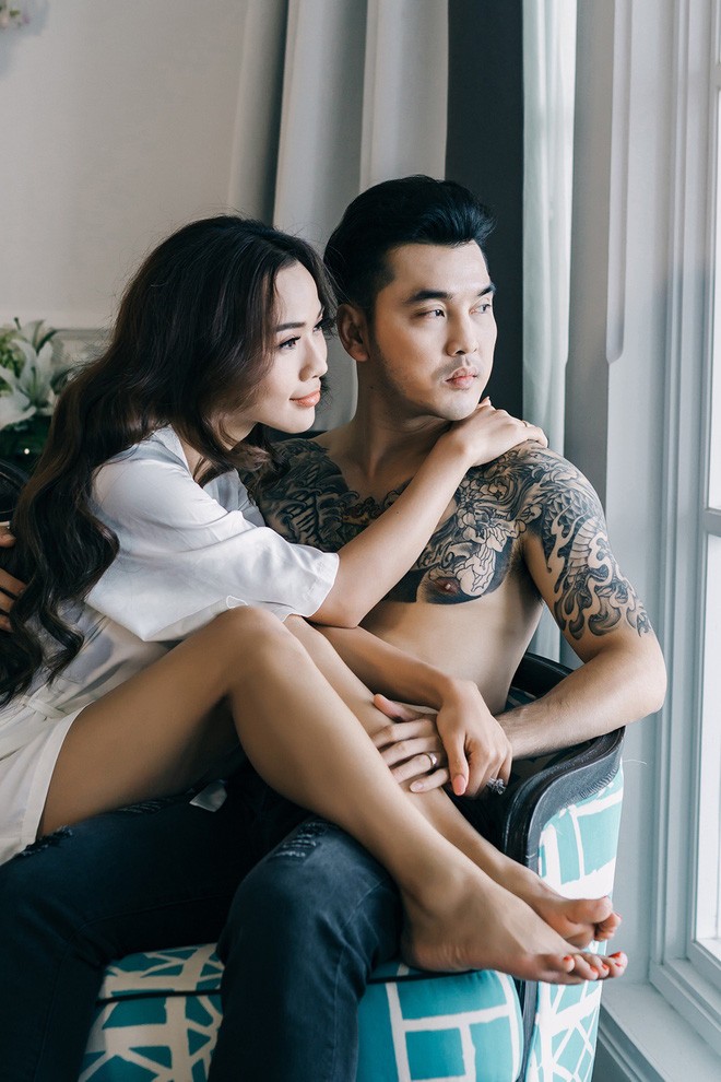 Ung Hoang Phuc sells nude with 6 boxes, tattoos & # 39; awesome in wedding pictures - picture 2 