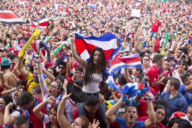 Biển người Costa Rica mừng chiến công lịch sử - ảnh 7