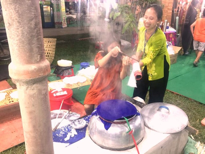 Bánh tráng phơi sương Trảng Bàng là di sản văn hóa phi vật thể - ảnh 3
