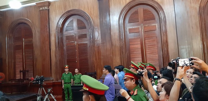Vụ bác sĩ Chiêm Quốc Thái: Tuyên án không công bằng, VKS tuýt còi - ảnh 2