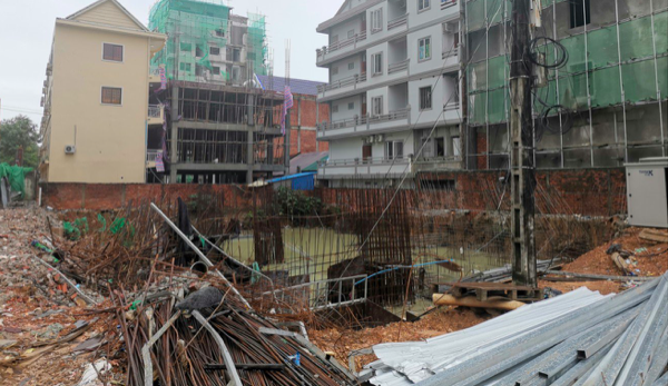 Thị trấn buồn tẻ đánh cược tương lai vào tiền Trung Quốc - ảnh 1