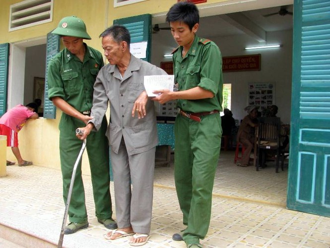Tình quân dân nơi biên ải - ảnh 9