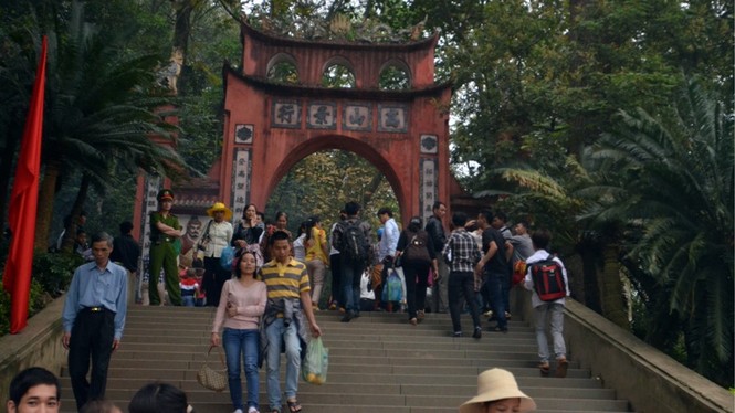 Hơn 4 triệu khách thăm Đền Hùng - ảnh 1