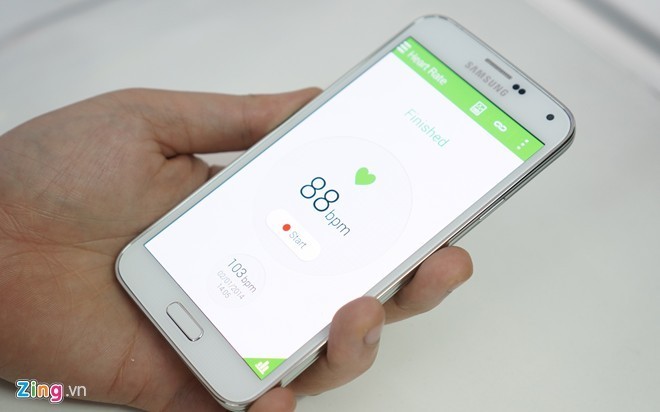 Nhiều smartphone bom tấn giảm giá mạnh tuần qua - ảnh 1