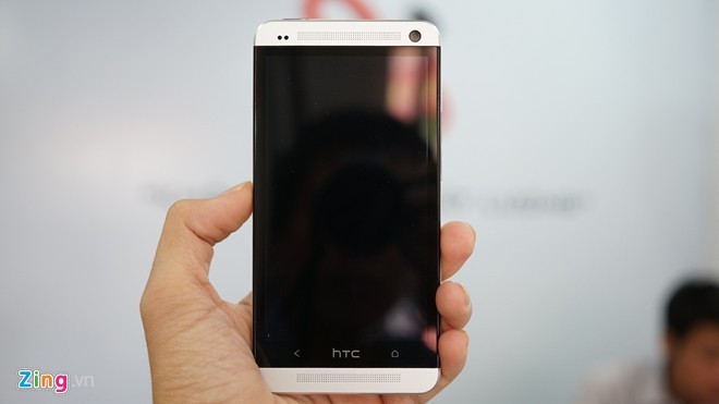 Nhiều smartphone bom tấn giảm giá mạnh tuần qua - ảnh 4