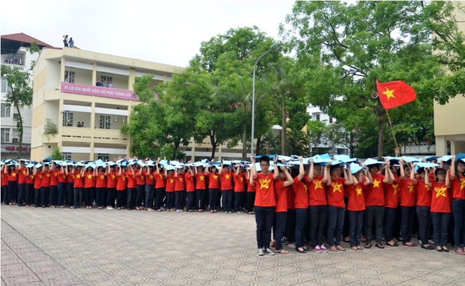 Hơn 1.000 học sinh xếp hình bản đồ Việt Nam - ảnh 5