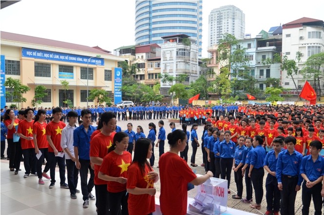 Hơn 1.000 học sinh xếp hình bản đồ Việt Nam - ảnh 8