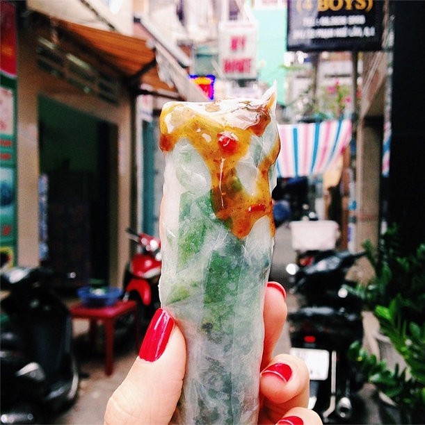 Cô gái đi vòng quanh thế giới để... chụp ảnh món ăn - ảnh 9