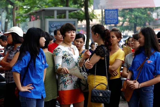 Chùm ảnh: Hơn 70.000 thí sinh thi vào lớp 10 ở Hà Nội - ảnh 1