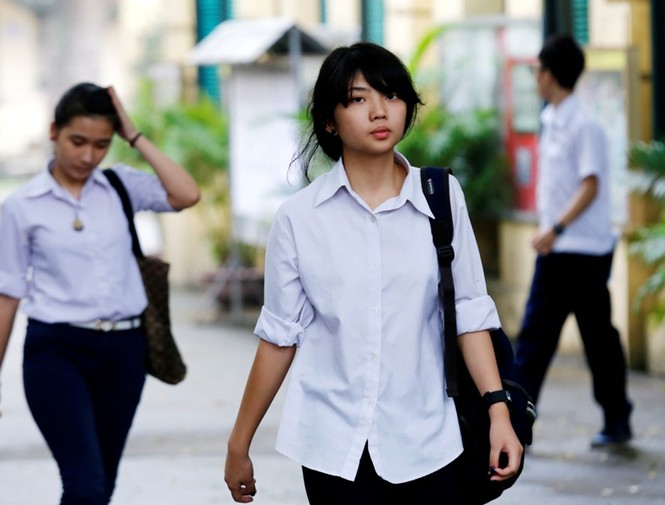 Chùm ảnh: Hơn 70.000 thí sinh thi vào lớp 10 ở Hà Nội - ảnh 3