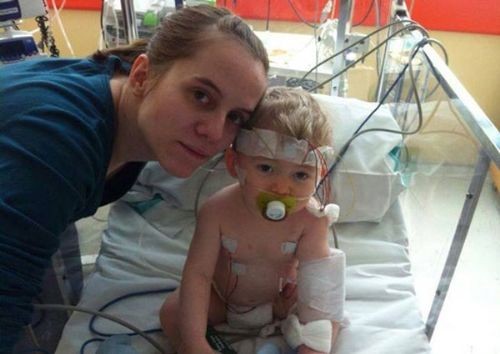 Sự thật cảm động về kiểu tóc mới của Ronaldo - ảnh 1