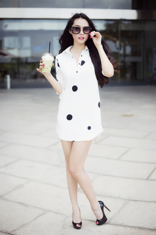 Linh Chi chuộng style gợi cảm sau nâng ngực - ảnh 8