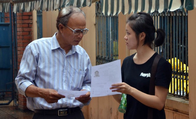 ẢNH: Tân sinh viên rạng rỡ ngày nhập học - ảnh 2