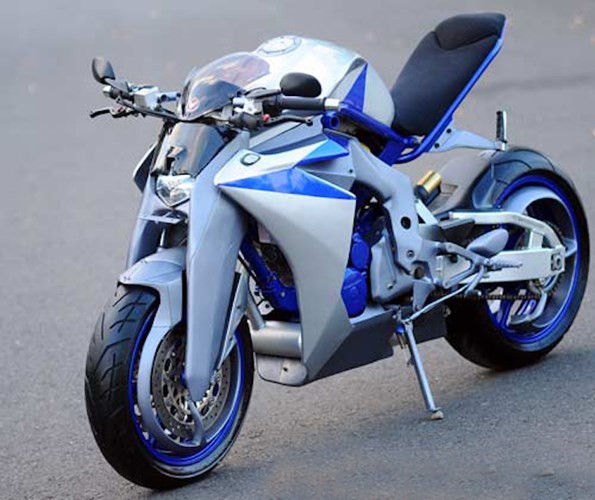 Xem Honda Tiger Revo biến hình 'quái thú tương lai' - ảnh 2