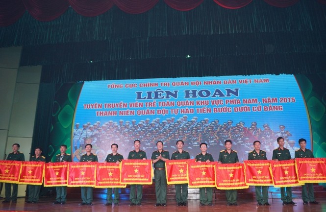 Bế mạc liên hoan tuyên truyền viên trẻ toàn quân - ảnh 2