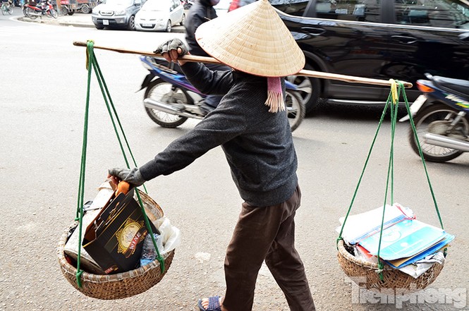 Ấm lòng thùng bánh mỳ miễn phí tại Hà thành - ảnh 7