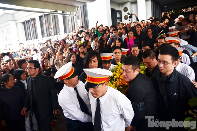 Những hình ảnh xúc động trong lễ tiễn đưa Trần Lập - ảnh 15