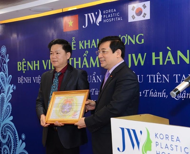 TPHCM có bệnh viện thẩm mỹ 5 sao - ảnh 1