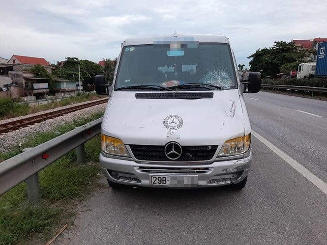Hiện trường vụ tai nạn kinh hoàng 8 người thương vong ở Hải Dương - ảnh 1