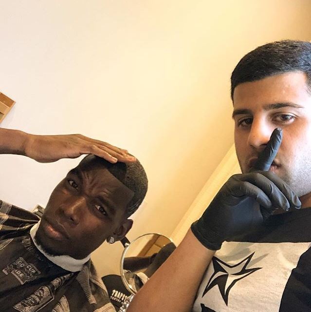 Pogba gọi thợ cắt tóc từ Anh sang Nga để phục vụ tuyển Pháp - ảnh 1