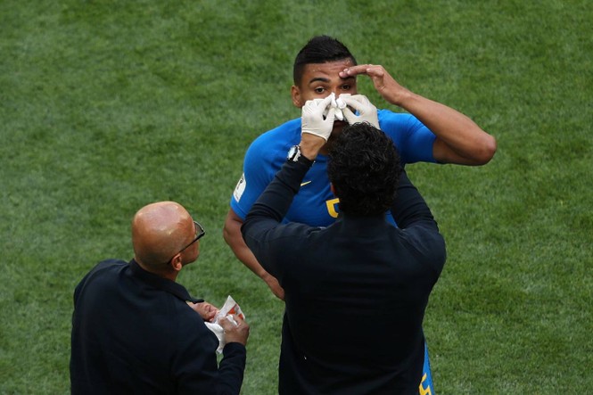 Coutinho, Neymar ghi bàn muộn, Brazil giành chiến thắng đầu tay - ảnh 6
