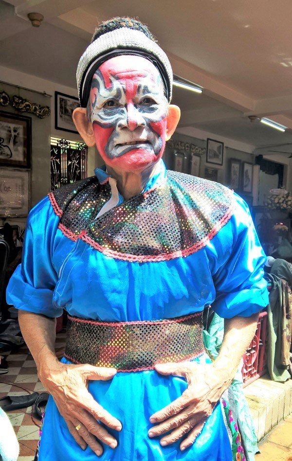 Phía sau 'mặt nạ' tuồng cổ - ảnh 10