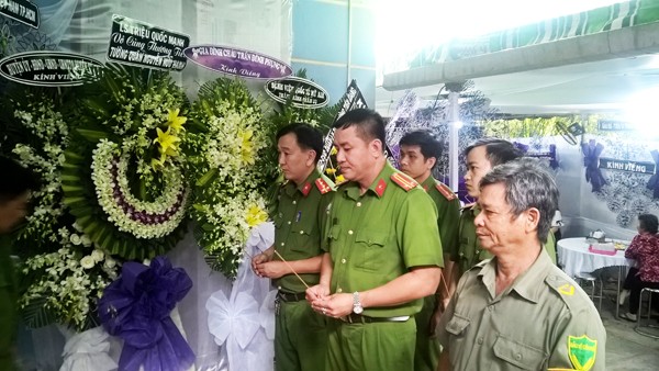 Ông Trương Tấn Sang đến viếng nhân sĩ Nguyễn Hữu Hạnh - ảnh 2
