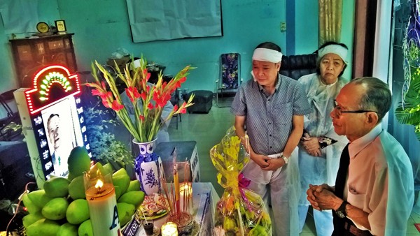 Ông Trương Tấn Sang đến viếng nhân sĩ Nguyễn Hữu Hạnh - ảnh 3
