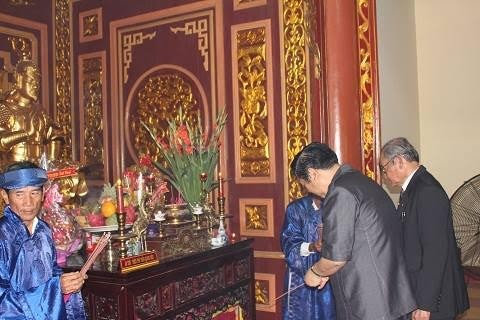 Hàng vạn người về dự lễ hội Đống Đa - Tây Sơn - ảnh 3