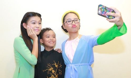 Hồ Văn Cường 'chạm mặt' Phương Mỹ Chi - ảnh 1