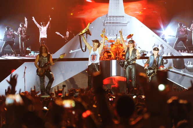 scorpions ở việt nam - ảnh 7