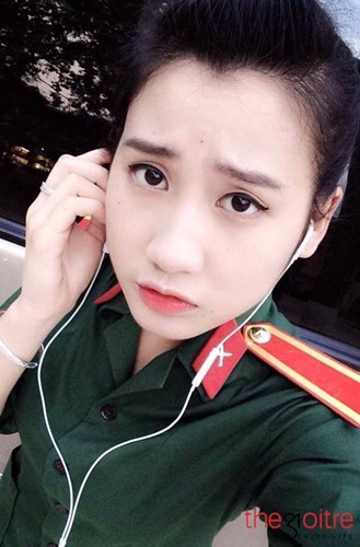 Nhan sắc ‘vạn người mê’ của những nữ sinh trường Quân đội - ảnh 3