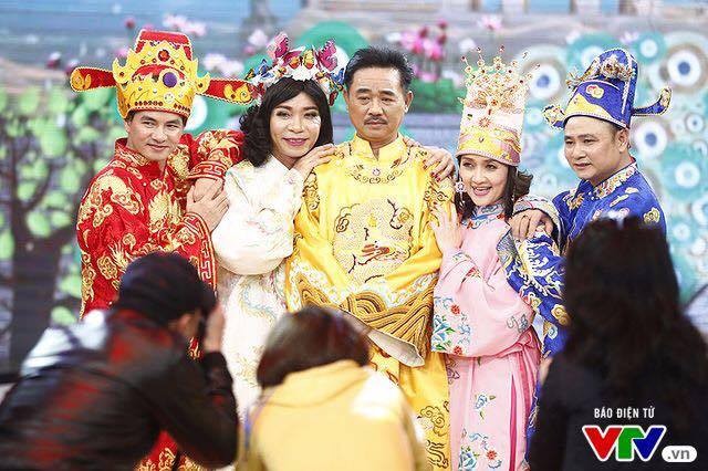 Hoàn tất ghi hình Táo quân 2017, nghệ sĩ Chí Trung nói gì? - ảnh 7